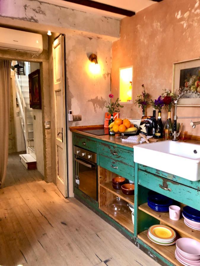 Charming And Design Attic Loft Central Milan In Coolest Area Navigli Ticinese Milão Exterior foto